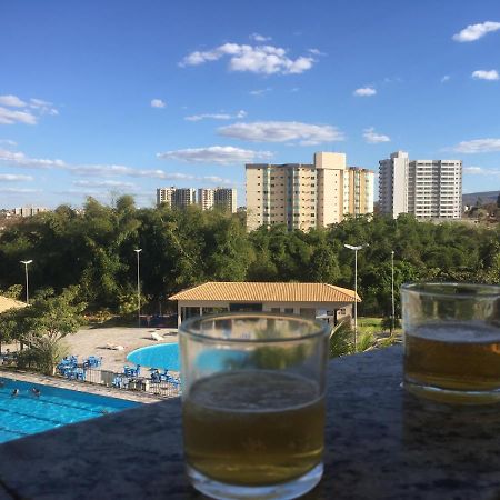 Hotel Golden Dolphin Com Cafe Da Manha! Piscinas 24H Caldas Novas Exteriér fotografie