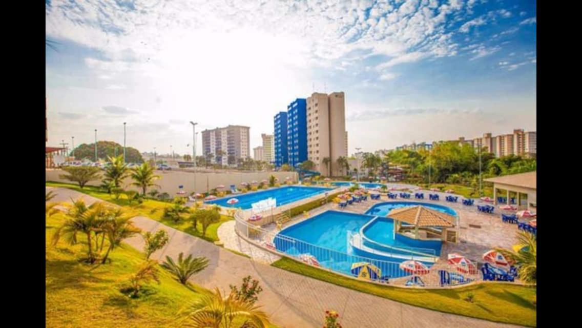 Hotel Golden Dolphin Com Cafe Da Manha! Piscinas 24H Caldas Novas Exteriér fotografie